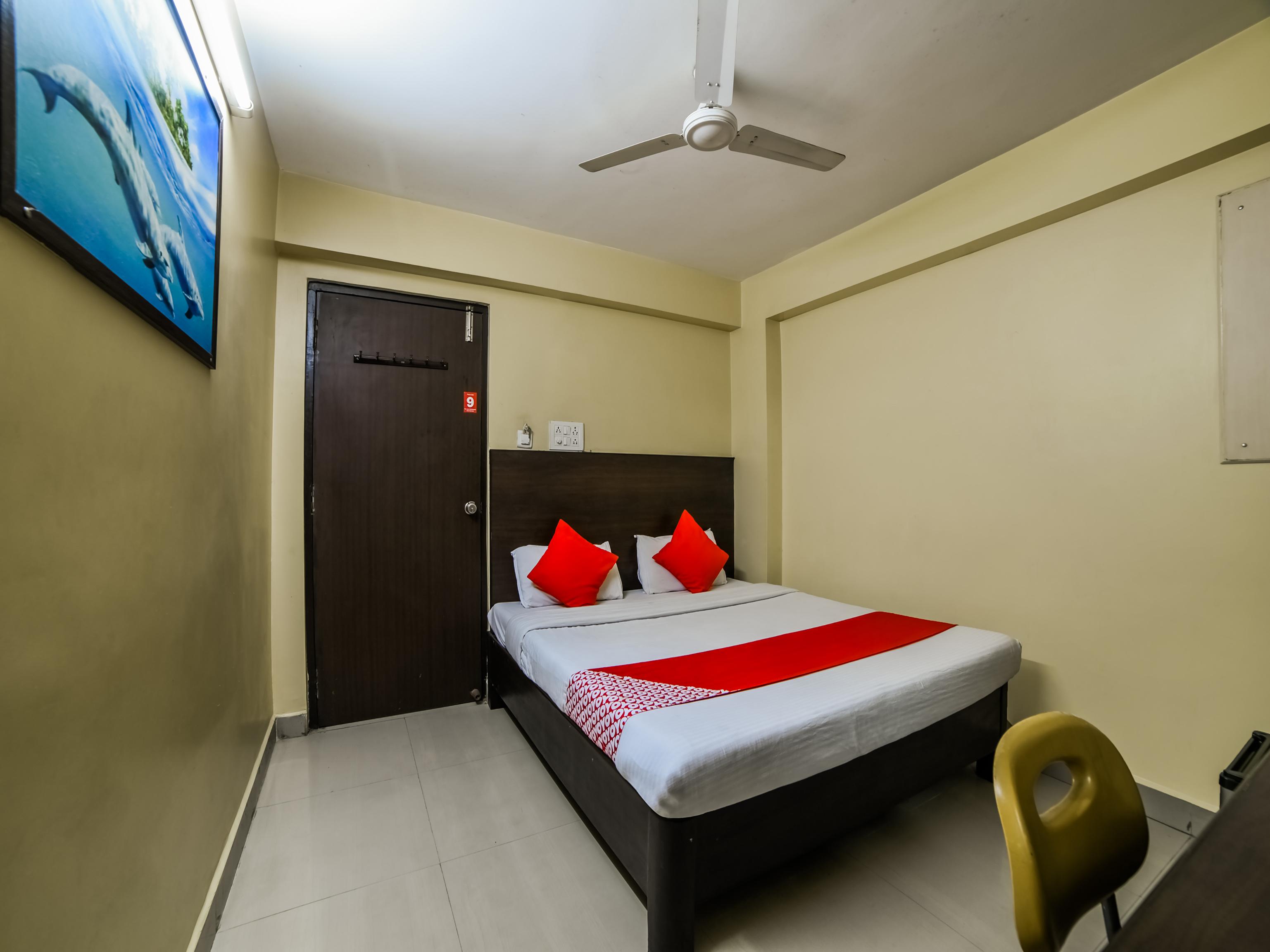 Oyo 2840 Kanha Grand Haiderabad Buitenkant foto
