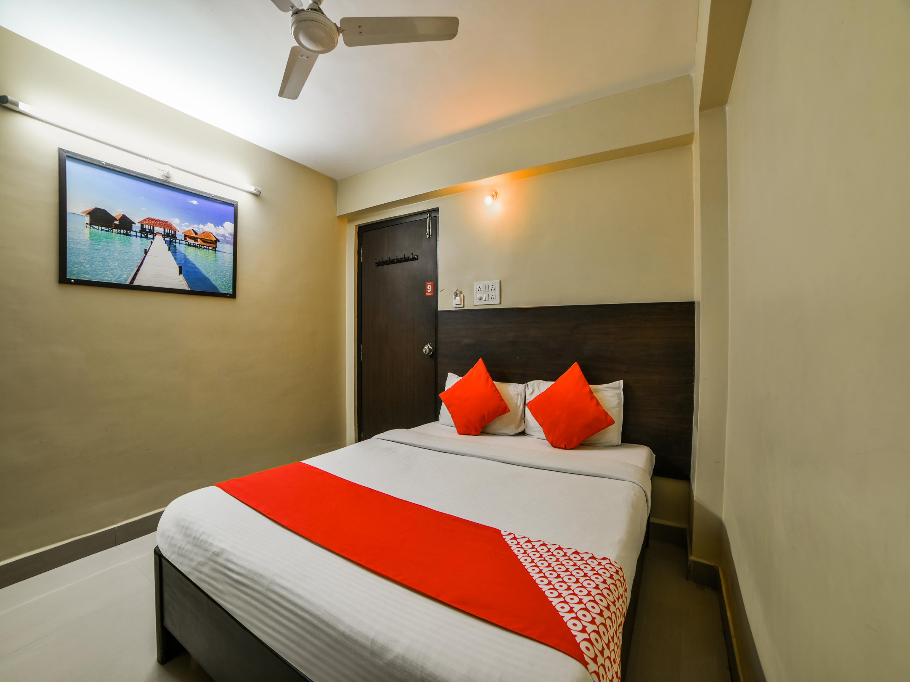 Oyo 2840 Kanha Grand Haiderabad Buitenkant foto