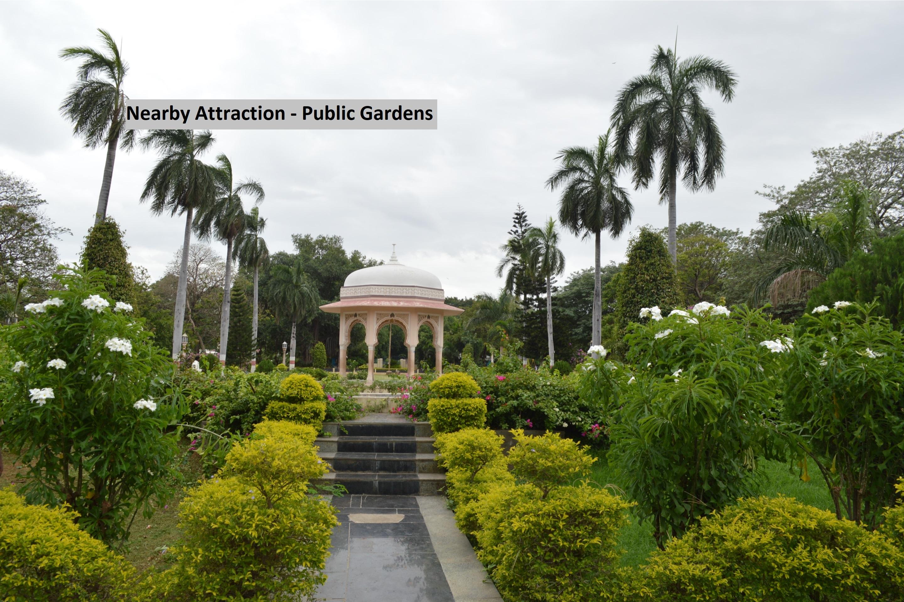 Oyo 2840 Kanha Grand Haiderabad Buitenkant foto