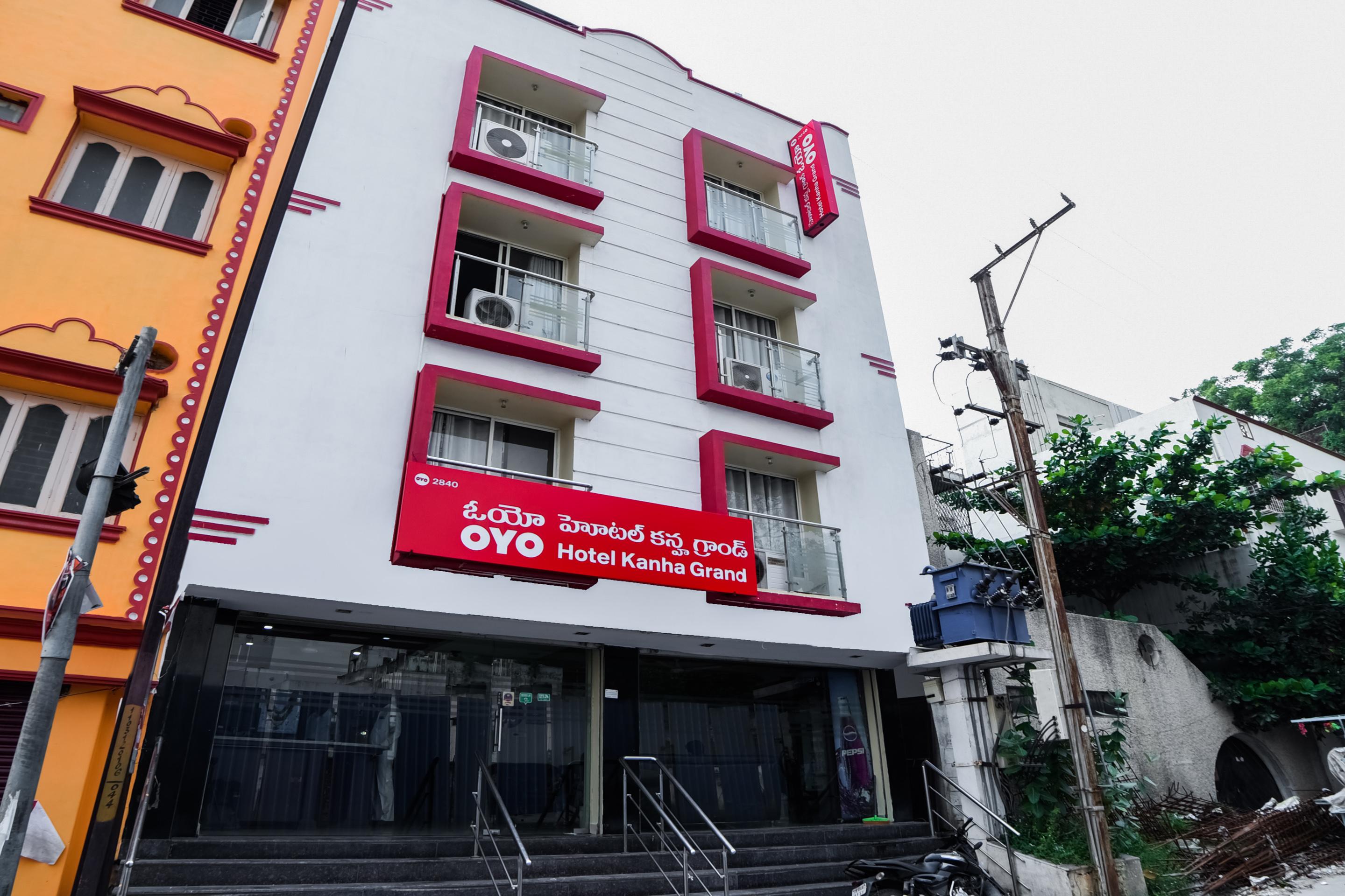 Oyo 2840 Kanha Grand Haiderabad Buitenkant foto