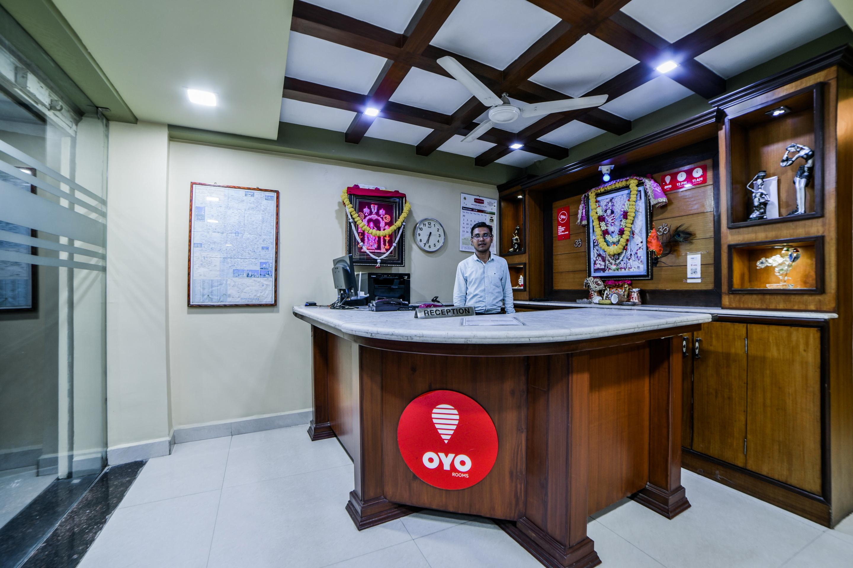 Oyo 2840 Kanha Grand Haiderabad Buitenkant foto