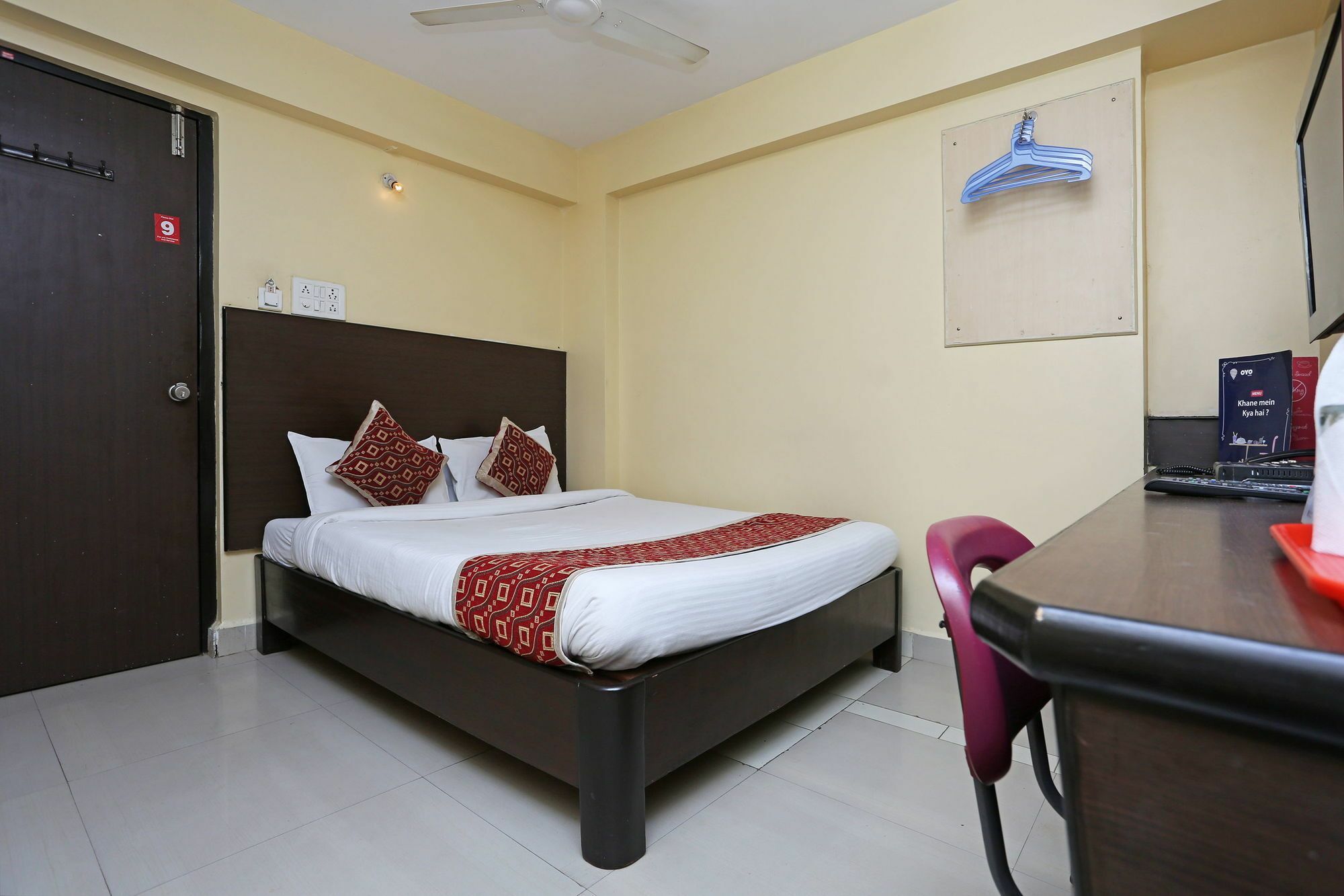 Oyo 2840 Kanha Grand Haiderabad Buitenkant foto