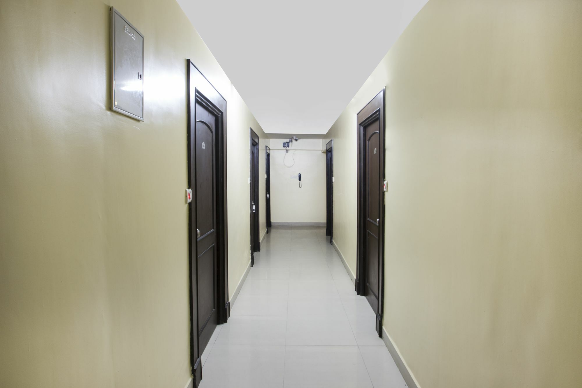 Oyo 2840 Kanha Grand Haiderabad Buitenkant foto