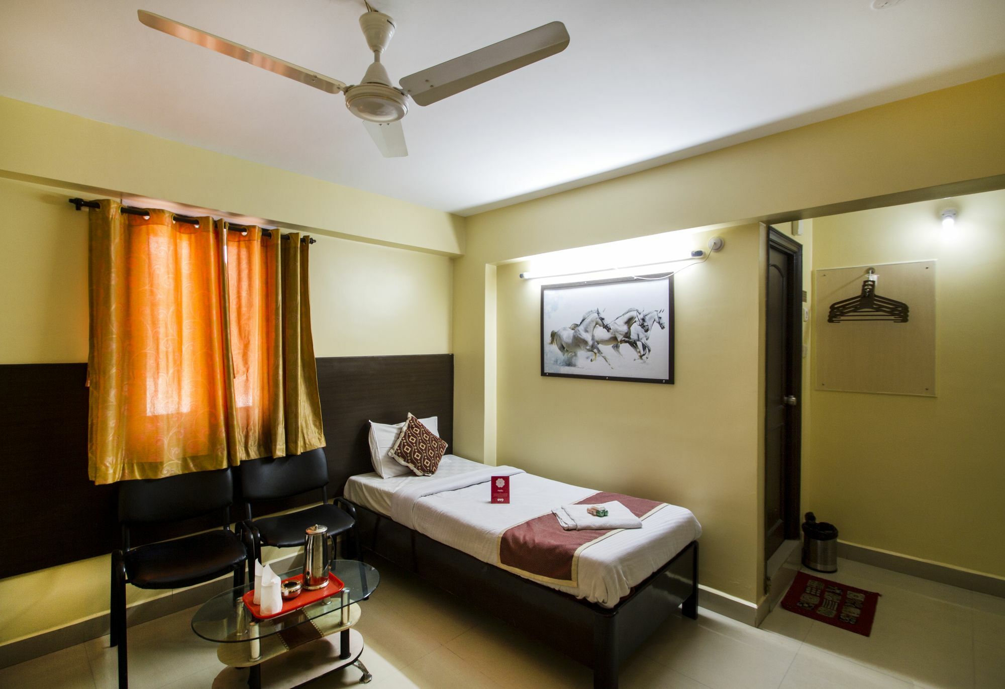 Oyo 2840 Kanha Grand Haiderabad Buitenkant foto
